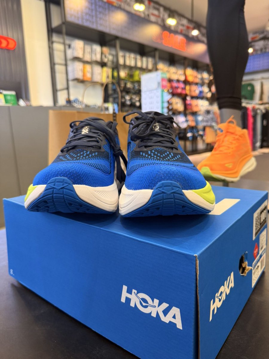 YeLinHtut1984's tweet image. HOKA 😍 
#hoka #runningshoes #skyflow #skyflowwide 🇫🇷🇫🇷