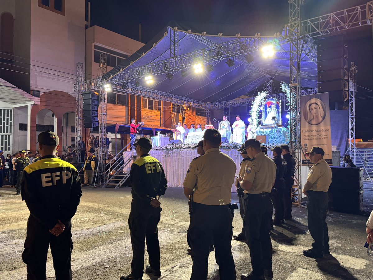 Listos para caminar junto a la Virgen de El Cisne. Hoy toca el tramo #Catamayo - #Loja