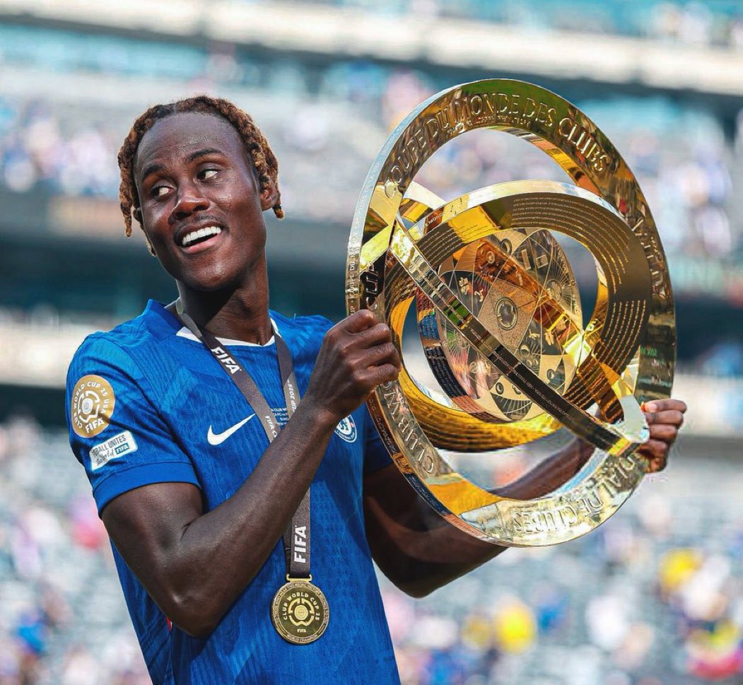 Banished from the Chelsea team, loaned out to Crystal Palace, played with the u21s and bro never made a fuss like Wesley Fofana. 

We just gotta appreciate Chalobah, a proper Chels!