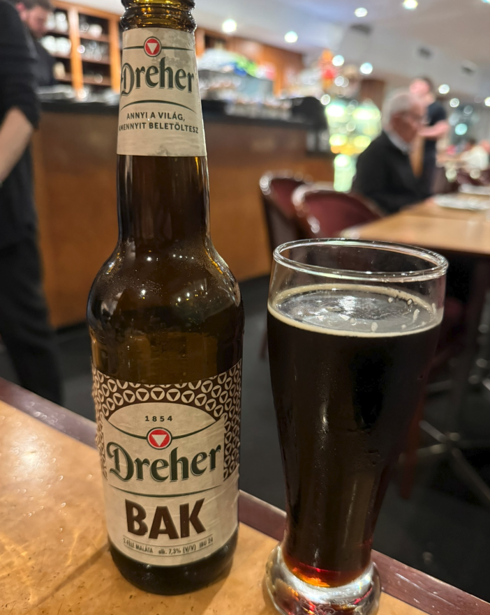 ordbar's tweet photo. A strong Hungarian Bock tonight. Oh man, oh man, this goes down SOOO well with Lángos and garlic, followed by Veal Schnitzel, Transylvanian Layered Cabbage and a side of creamed spinach.
the way to a man's heart is through his.......
#williregretthis
#oddlyspecific
#ordbar
#drinktochill