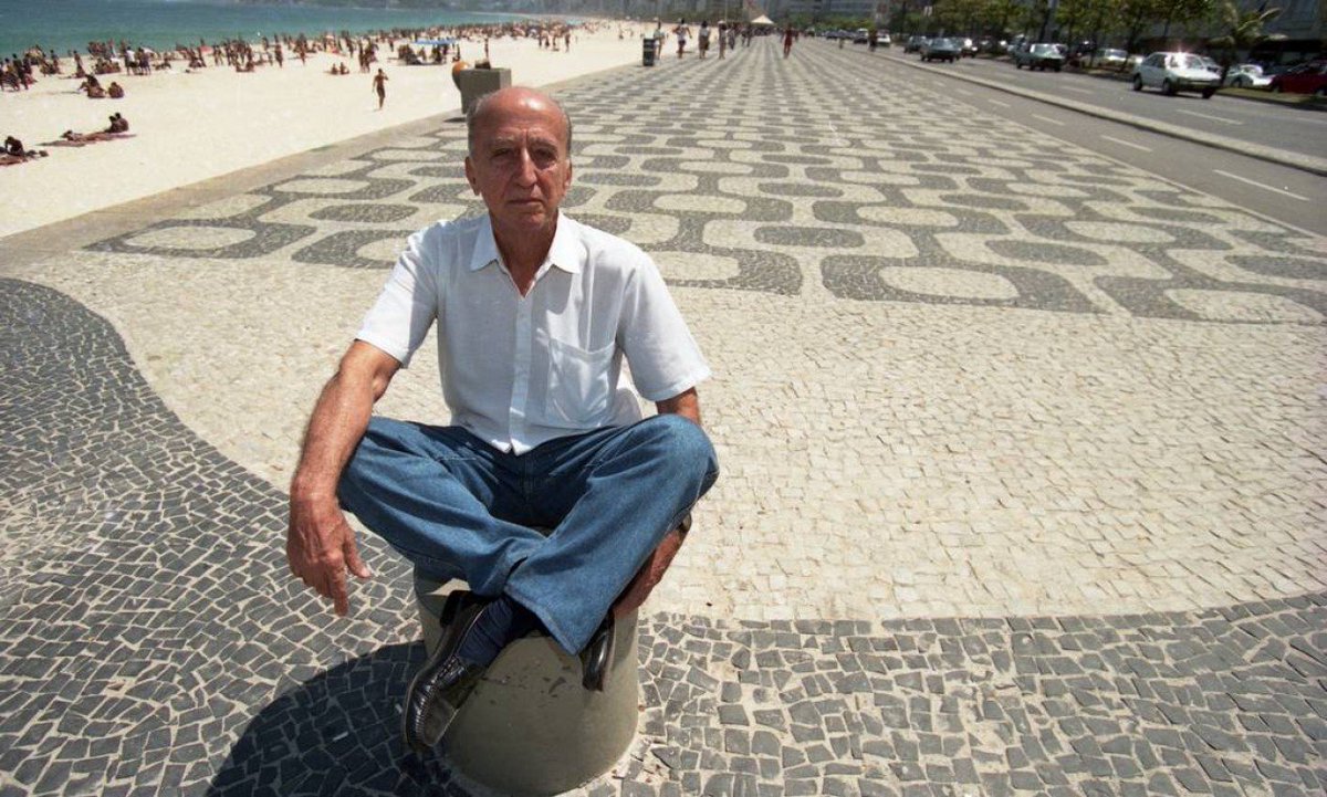 “Qualquer idiota consegue ser jovem. É preciso muito talento para envelhecer.”

—Millôr Fernandes