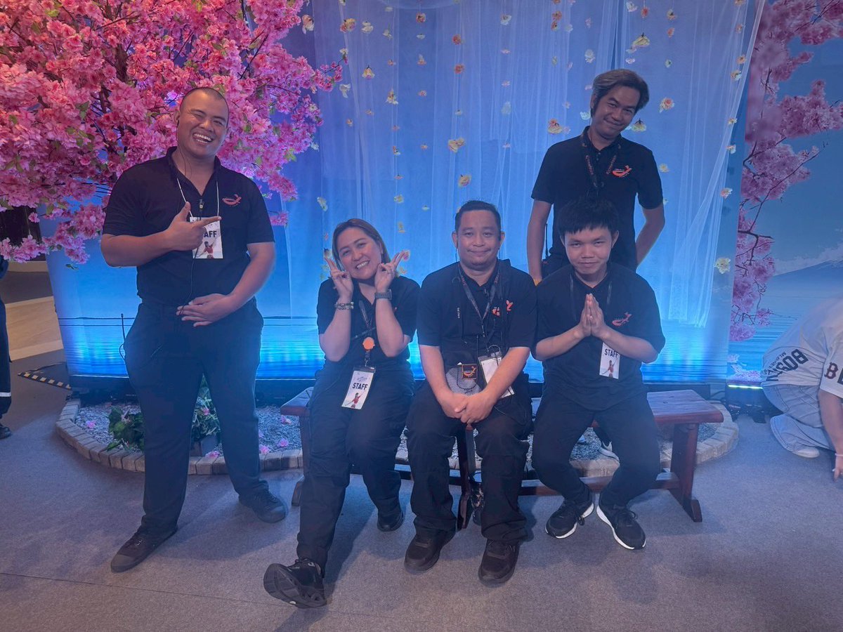 JCrewStaffUsher's tweet photo. Job : The CHER Must Go On ไปนิปปอนกับเฌอปราง
Venue : SCBX NEXT TECH, SIAM PARAGON
Date : 02.08.2025
Client🙏🏻 ซีซี สองสี่แปด / Cat Radio
Special Thanks🤍 The Security Af Team
Thanks Team🧡 Staff
#thechermustgoon #CherprangAreekul
#Jcrewteam #Jcrewfamily https://t.co/mzv7W8oZg4