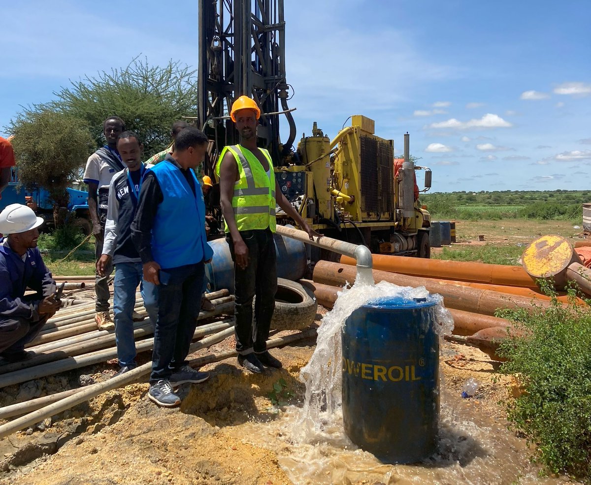UNV_ESARO's tweet photo. In 2024, around 120 UNVs from #Japan 🇯🇵served in 60 countries to advance peace &amp; development 🌏

One of them was UN Volunteer Yushi, funded by #Japan🇯🇵, who shared water &amp; sanitation knowledge with local communities in #Ethiopia 🇪🇹

🔗https://t.co/aJaMllgDF6 https://t.co/uzt1TpDRkB
