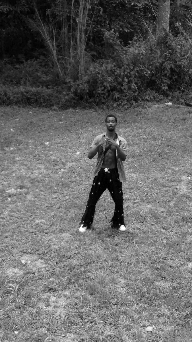 N$TF
friday we lit⚔️♥️