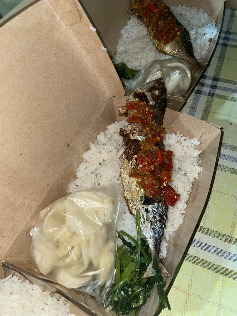 iseayuu's tweet photo. Kalau aku open PO
Ikan cakalang bakar/goreng
Dabu dabu mantah Manado
Cah kangkung
ada yang mau pesen nggk yaa ?
🥹
#rantau #Yogyakarta #kuliner #fwb #patnerincrime #staycation #solo #yogyatravel https://t.co/3qkwPtq7cB
