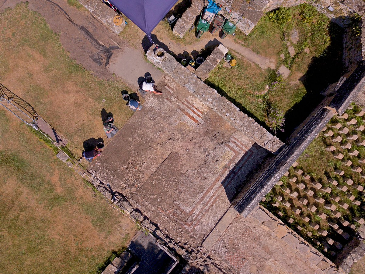 This Bank Holiday Monday, we will be offering free tours up and down Chedworth's 'Range of Discoveries'.

The tours start at 11:30 and 13:30. Full details here... 

nationaltrust.org.uk/visit/gloucest…

#FreeTours #ThingsToDo #Discovery #Finds