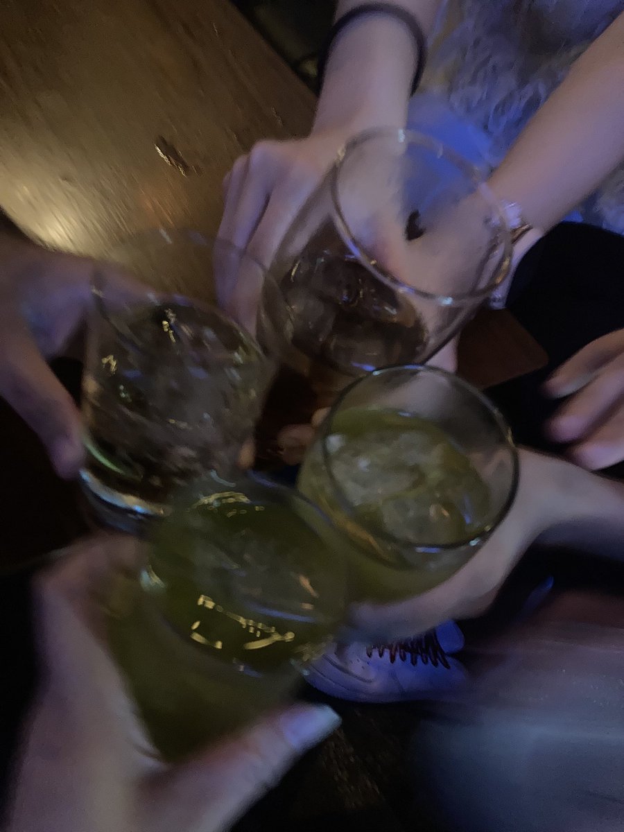 昨日も朝まで
ありがとうございました🙌

初めましてとお久しぶりも
みんなで朝までワイワイ
盛り上がりました🎵🎵
ステキな歌も🎤🎤🎤
たくさんご馳走さまでした😊
茶碗蒸しに癒された🌀

今夜も🌕
２０時オープンです🎵
お待ちしております⭕️

#渋谷 #道玄坂 #ネオスナック #bar #RUINCHI #親子