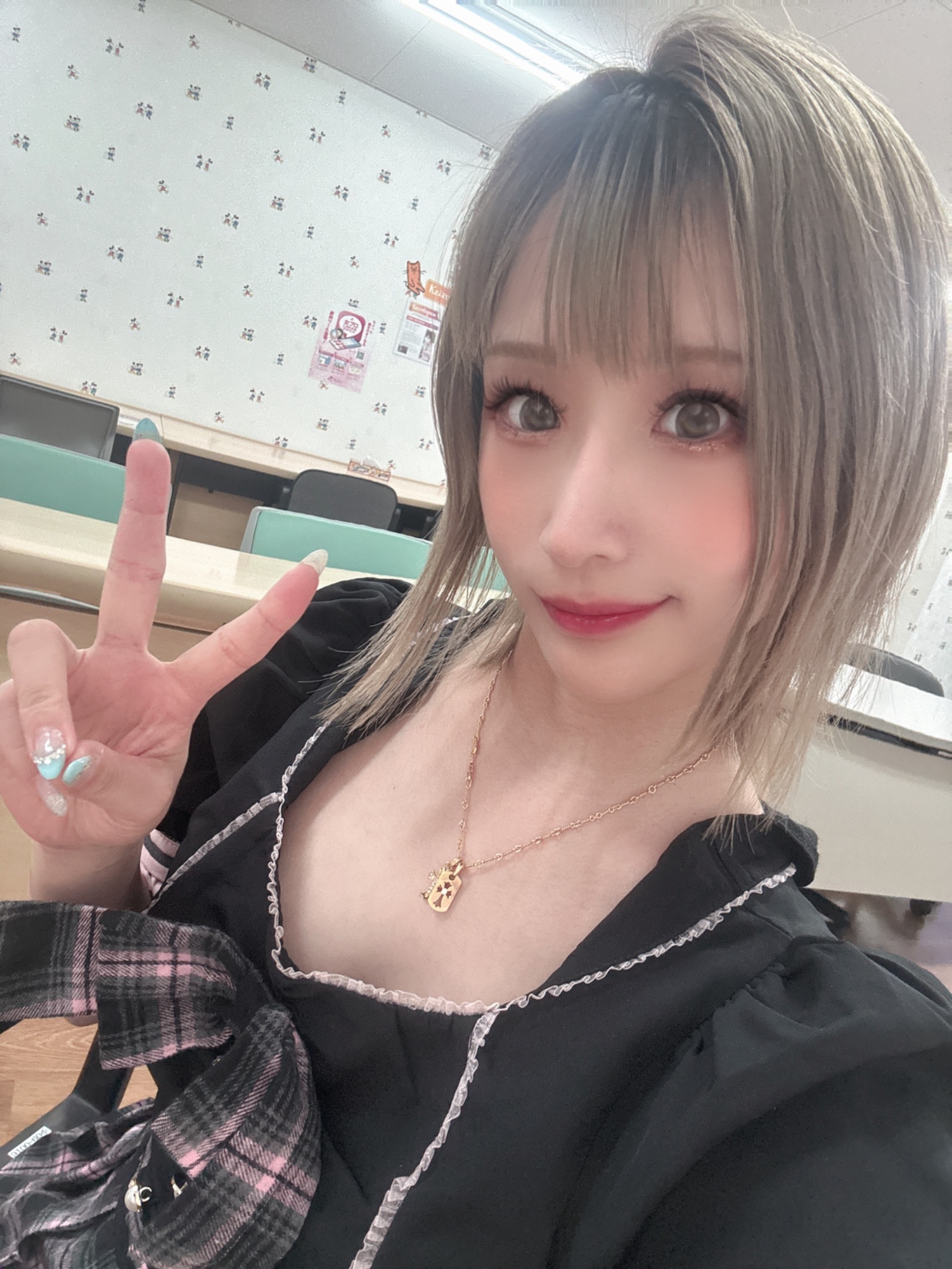 山田太郎 (@yamadataro01) / X