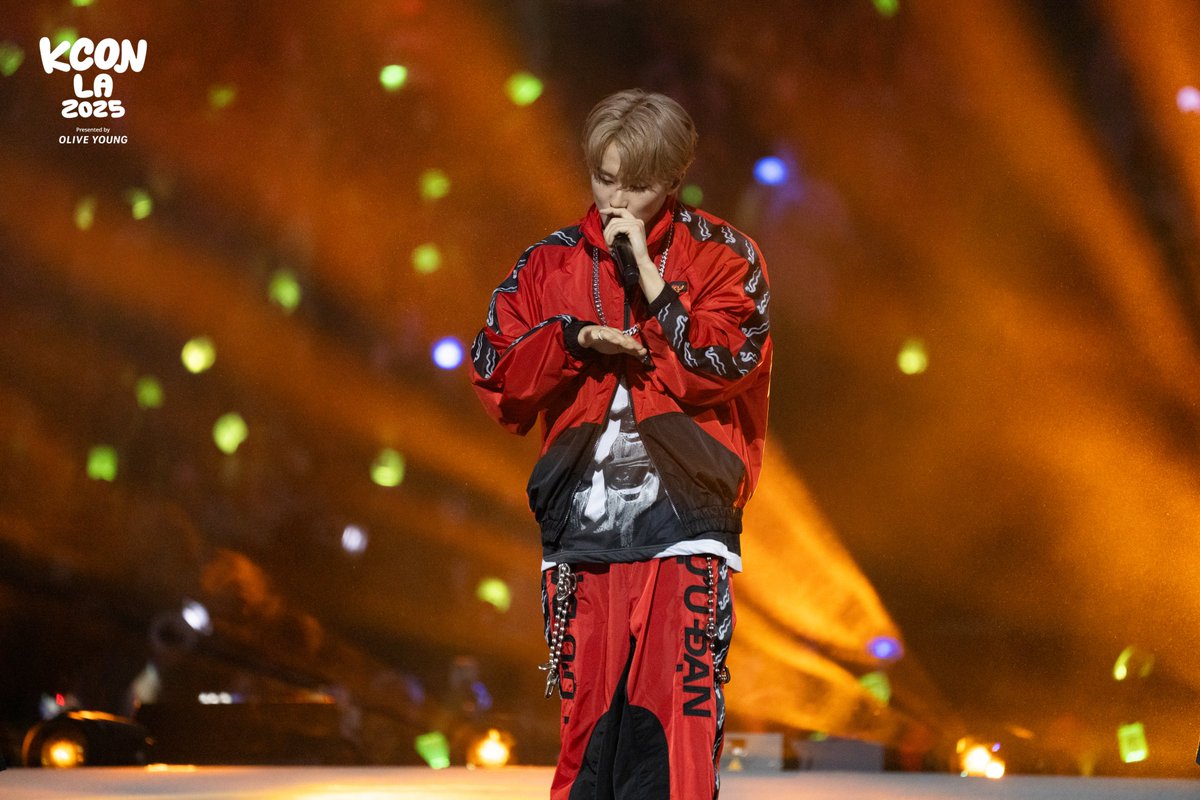 [#KCONLA2025] PHOTO DUMP 🚛📷🎞️

𝐌 𝐂𝐎𝐔𝐍𝐓𝐃𝐎𝐖𝐍 𝐒𝐓𝐀𝐆𝐄 💙 DAY 1
SPECIAL STAGE

#NCT127 MARK X HAECHAN
<a href="/NCTsmtown_127/">NCT 127</a>

-
KCON LA 2025
AUG 1-3
Crypto.com Arena, LA Convention Center

Let's #KCON