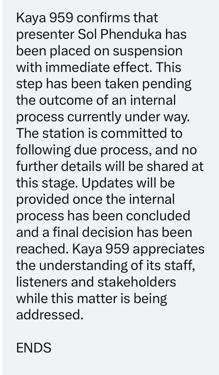 TvblogbyMLU's tweet image. RADIO 📻 

Sol Phenduka Suspended 

The larger than life TV and Radio personality, Sol Phenduka suspended from Kaya FM with immediate effect, according to a recent statement from the station.

See below for more information 🙏🏽
#kayafeelgood 
#KayaFM