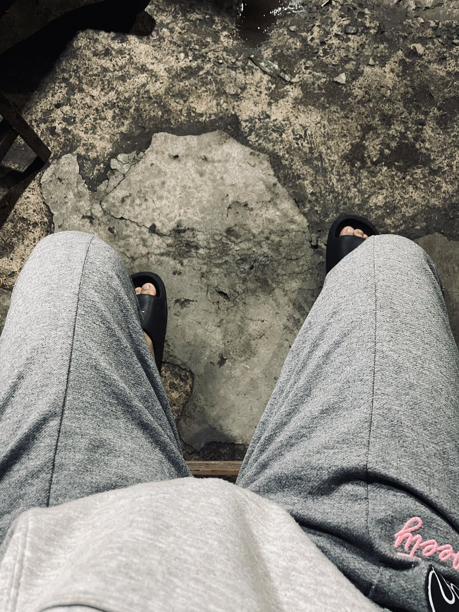 booried2's tweet photo. kalau kehadirannya hanya menguji imanmu,mungkin kata menngagumi jauh lebih tabah dari segalanya https://t.co/U4FxpZKLHL