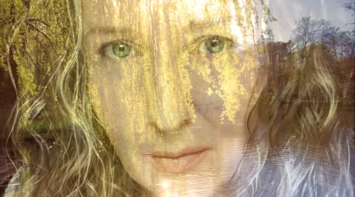 EmmaLachevre8's tweet image. Summer’s Gone - Dreams, peace in nature ✨🎵 🎸 
Listen here: youtu.be/ffouBPmygaQ?si…