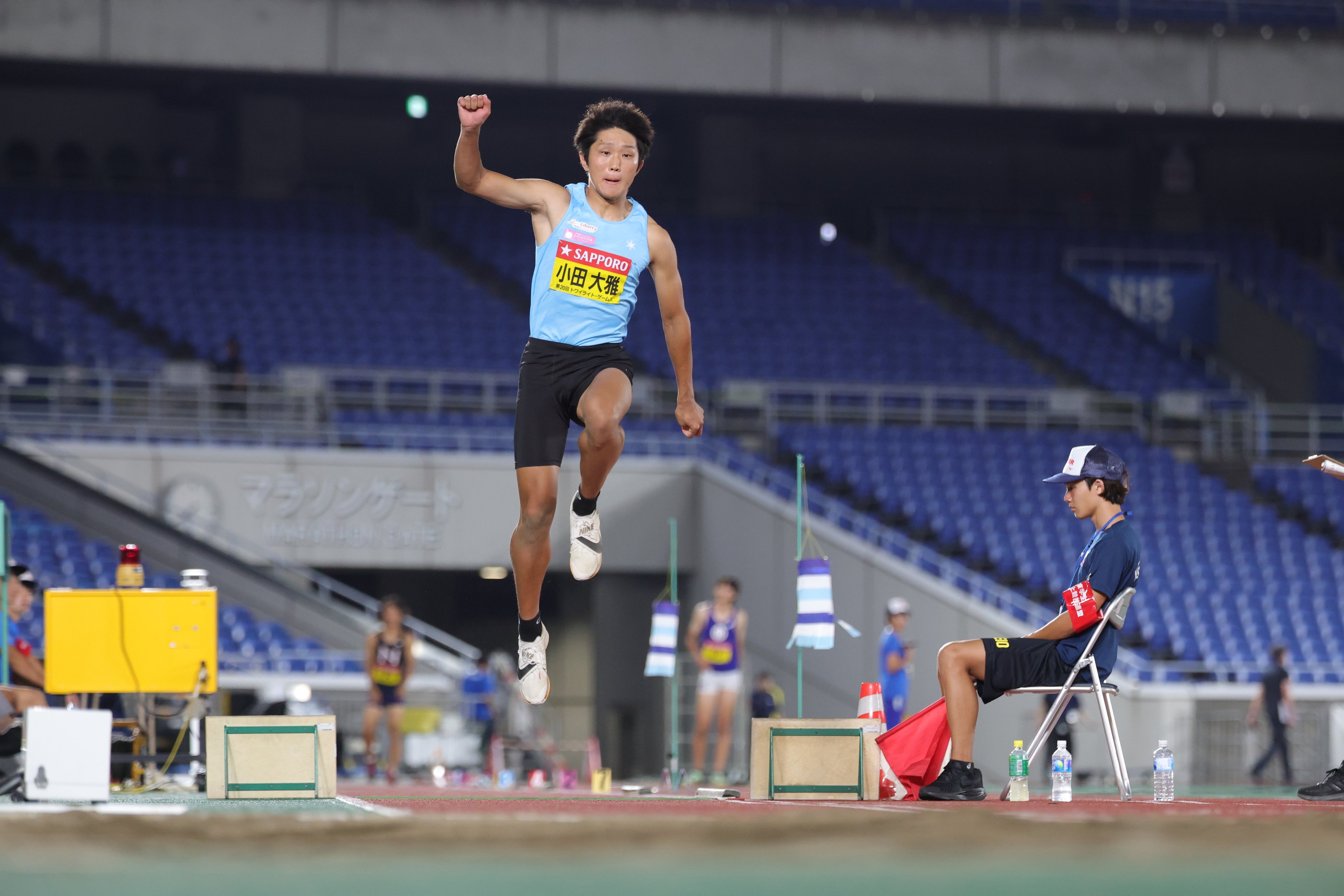 高校生の陸上競技★講談社スポーツシリーズ★初版本　昭和レトロ★絶版希少　全国高等 月刊陸上競技/1989年/1月-12月号(1 8 9 12月号のみ無し)/8冊