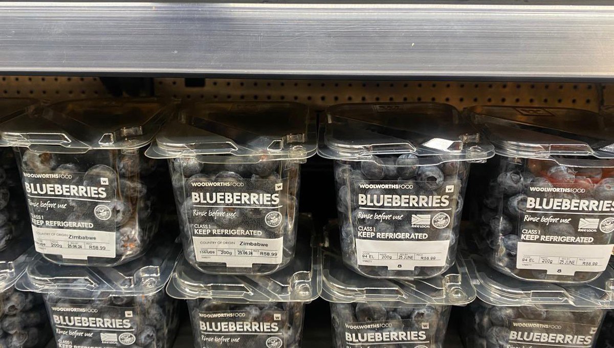 Pic 1: Zim Berries in Pakistan!
Pic 2: Our peas in Århus, Denmark!
Pic3: Zim Berries in SA

Our Proudly Zim 🇿🇼 produce is on the move. We’d love to know:

Where in the world have you spotted Zim fruits and veggies? Drop your location and a pic, let the treasure hunt begin!