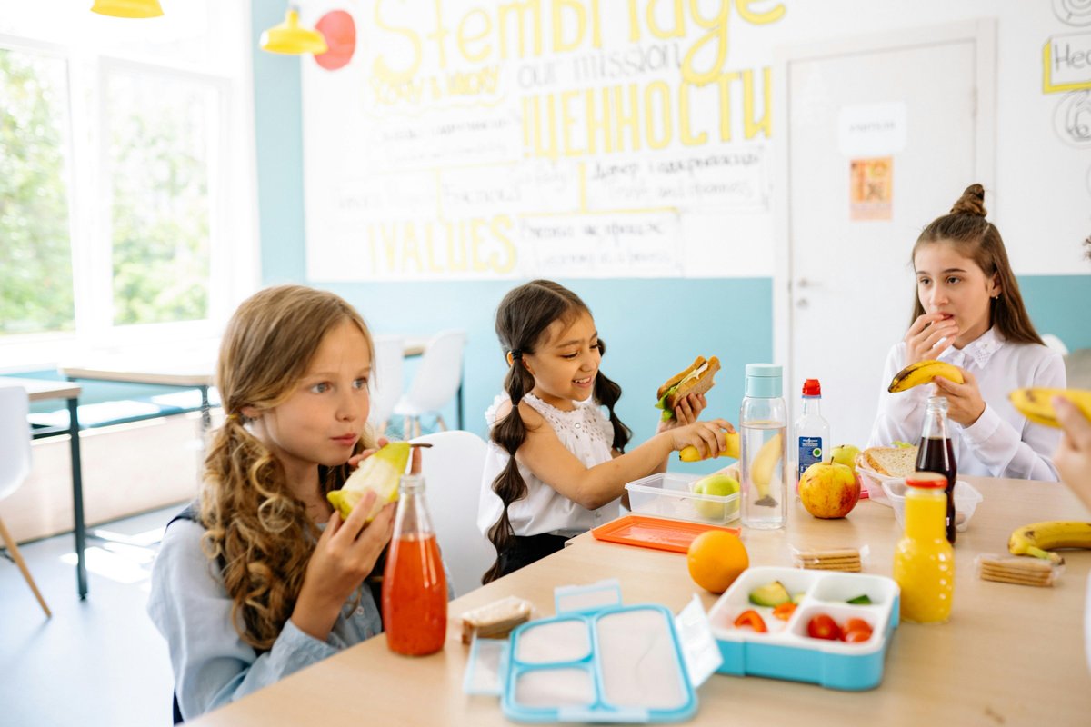 Free school meals
Does your child qualify? And what help is there during school holidays? 
moneysavingexpert.com/family/free-sc… 

#freeschoolmeals #summerholidays #school