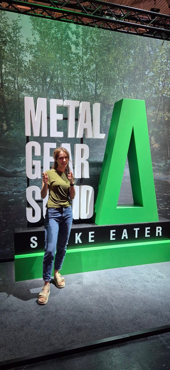 KONAMI UK (@konamiuk) on Twitter photo Is this a time paradox?!
Thank you <a href="/stefanieGMJ/">Stefanie Joosten 🔜 Gamescom</a> (aka Quiet!) for visiting our booth today to check out METAL GEAR SOLID Δ: SNAKE EATER !
If you also want to get a hands-on with the game, visit us in hall 7.2! Is this a time paradox?!
Thank you <a href="/stefanieGMJ/">Stefanie Joosten 🔜 Gamescom</a> (aka Quiet!) for visiting our booth today to check out METAL GEAR SOLID Δ: SNAKE EATER !
If you also want to get a hands-on with the game, visit us in hall 7.2!