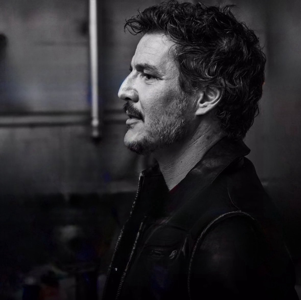 jxvipike's tweet photo. getting new outtakes from the esquire 2023 shoot in the year 2025 was not on my bingo card https://t.co/PZ047SX1D7