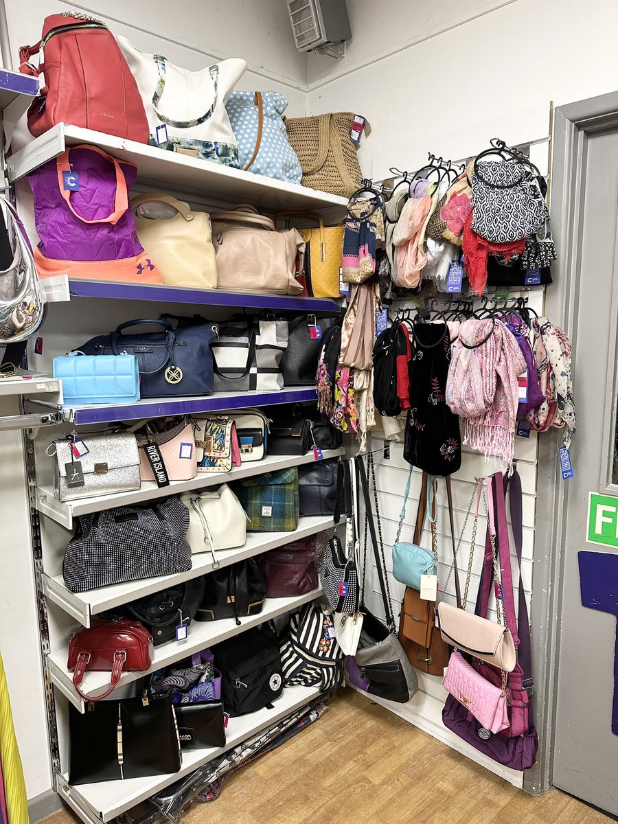 Our recent picks all available now! Plenty more in store! ❤️ #charityshopping #slowfashionmovement #sustainablefashion #sustainableliving #prelovedfashion #belfast #circularfashion  #slowfashion #shoplocal #preloved #alwaysontrend #prelovedbranded #finaghy #retailni
