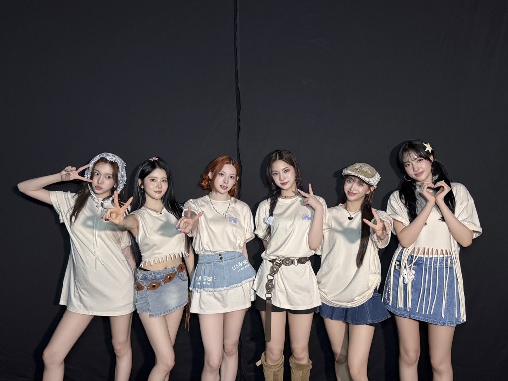 Hong Kong was suuuper fun!! the concert went so smoothly and we got to interact a lot with SWITHs {it honestly made me the happiest}! the energy was crazy amazing, i couldn’t stop smiling the whole time!💖