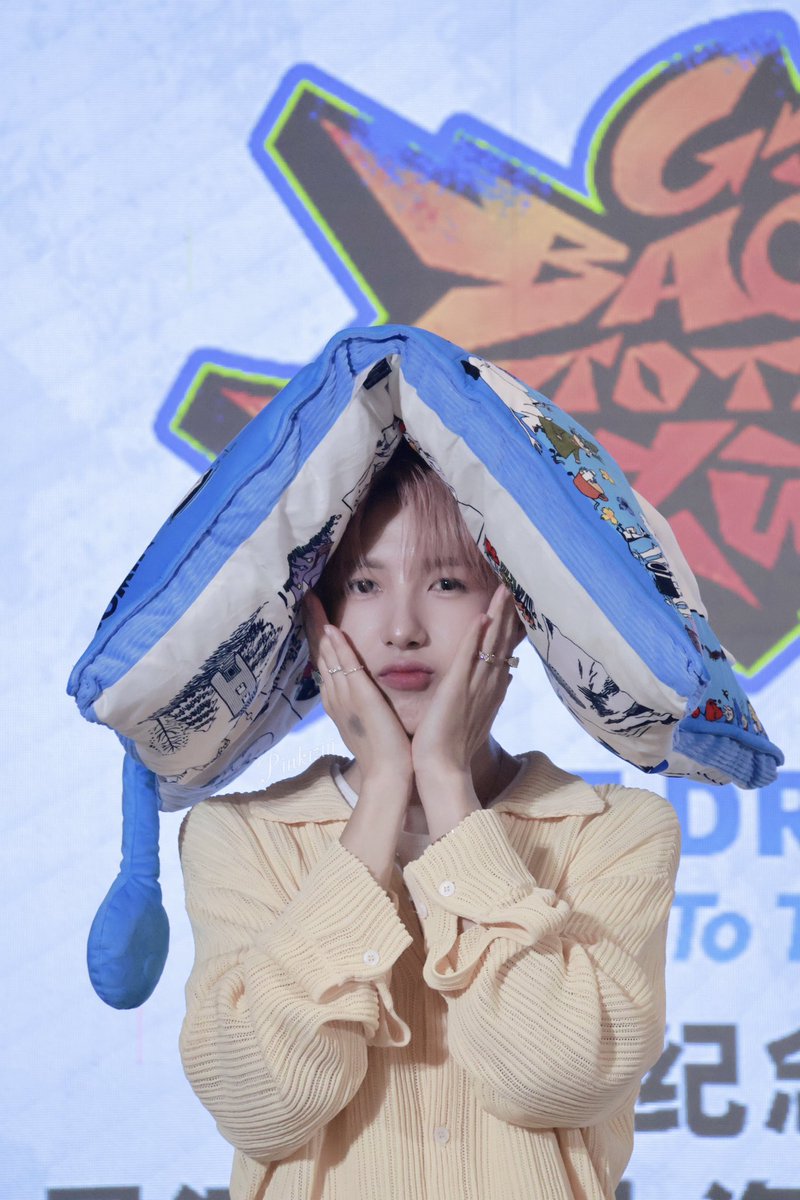 Pinkiziii tweet media