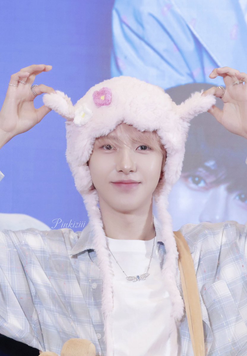 Pinkiziii tweet media