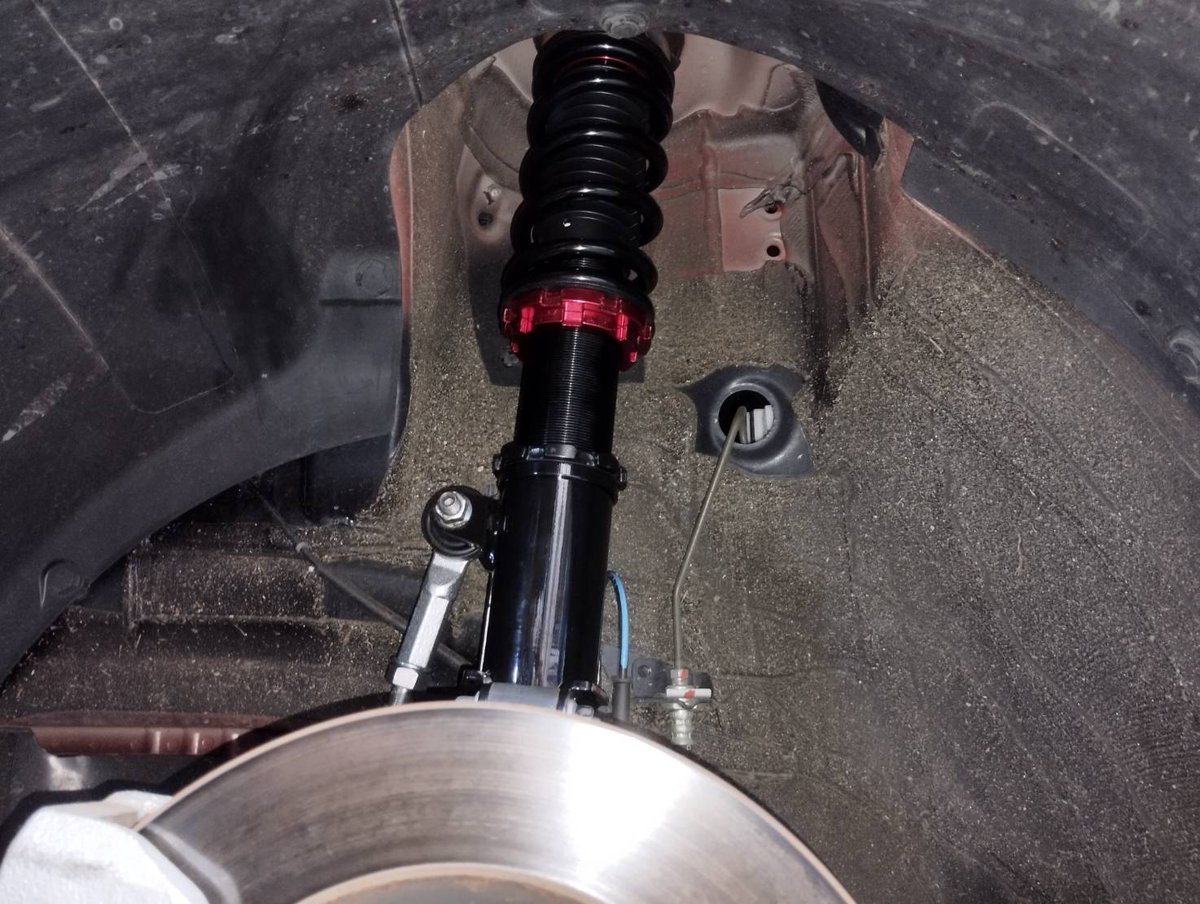 th_factory123's tweet photo. #ＺＣ３３Ｓ　#スイスポ　の車高調です～
今回は、アイバッハは使用せずに
吊るしの状態で、セッティングしてみました https://t.co/vWmCvNAYbj