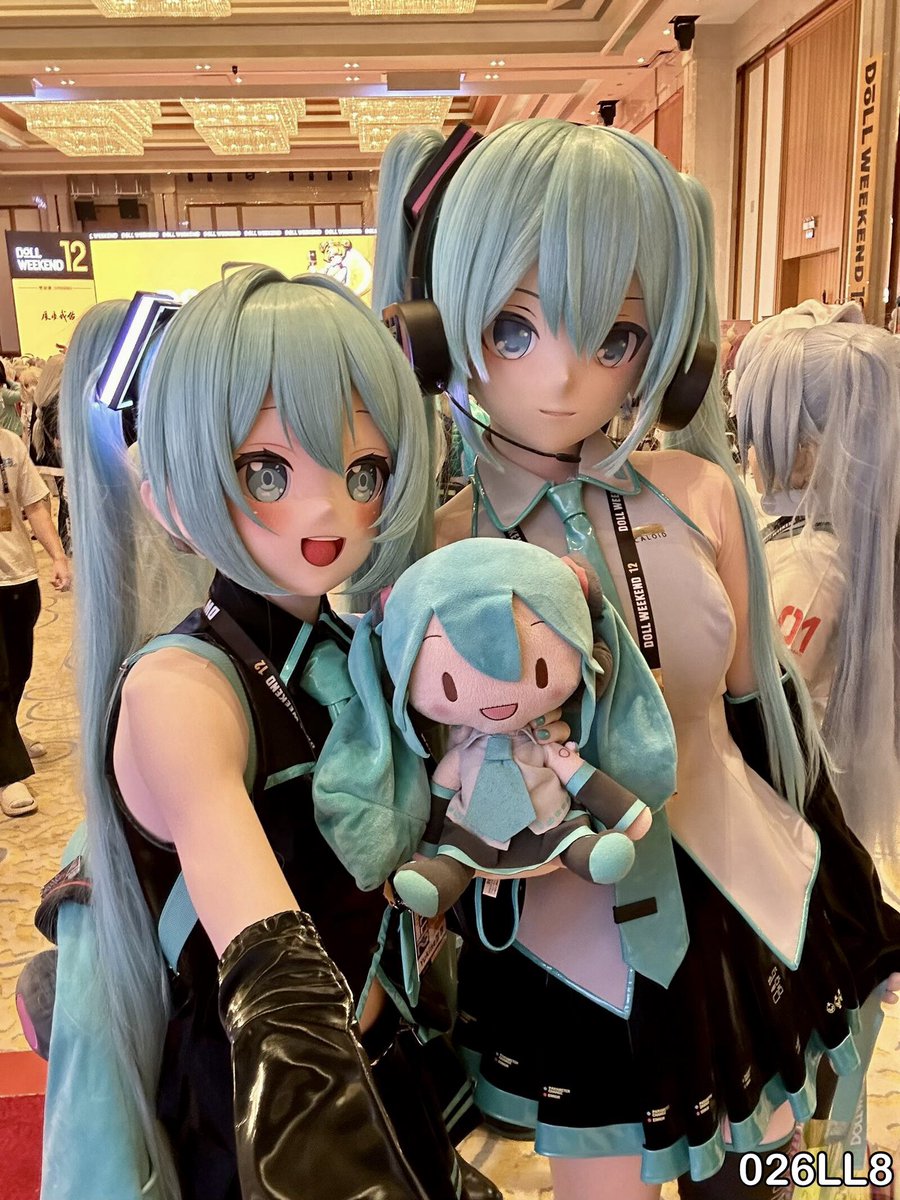 会場のミクちゃんを見つけてみた

<a href="/BearTechCenter/">熊熊家kigurumi</a> 
<a href="/DARKSTUDIOHK/">K.S.</a> (📸: <a href="/kg_kakes/">ONO</a> )
<a href="/yukine_hkkig/">雪音</a> 

#DW12 #着ぐるみ #初音ミク
