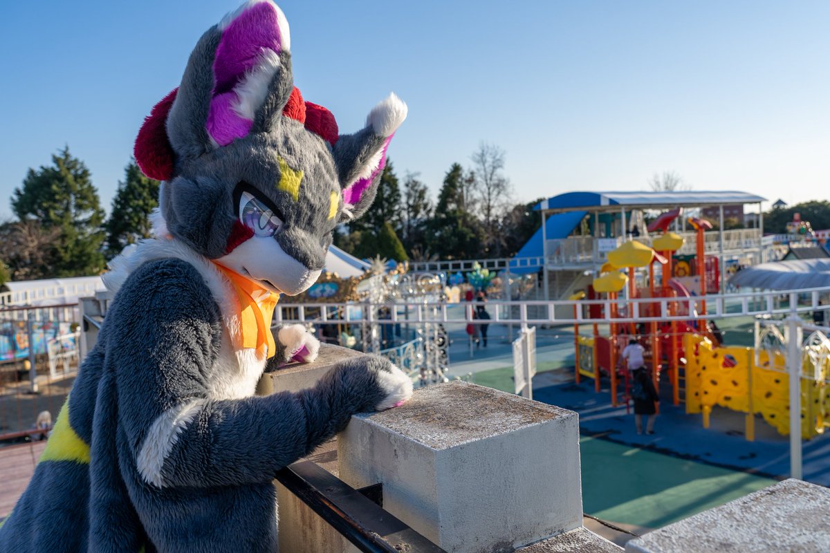 ぼくも向こうで遊んできていいかなぁー？