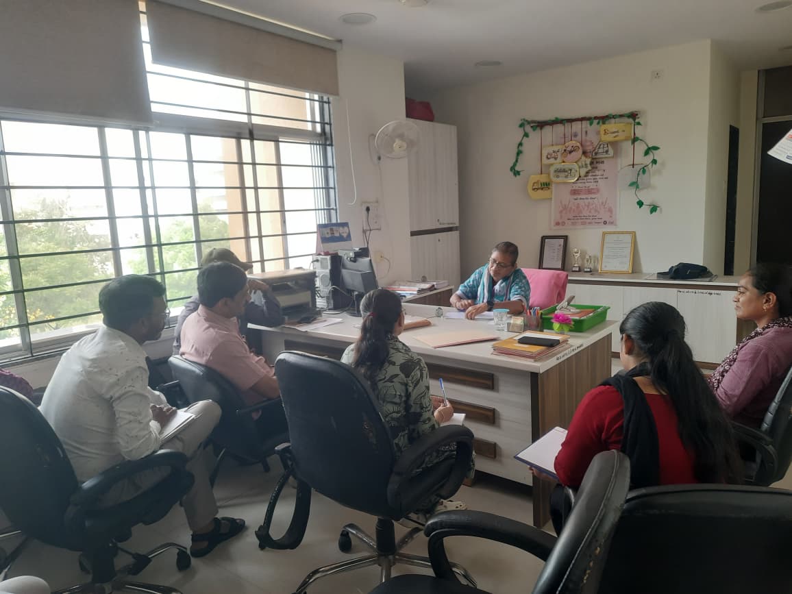 માનનીય પ્રોગ્રામ ઓફિસર સાહેબશ્રીના અધ્યક્ષ સ્થાને સ્ટાફ રીવ્યુ મીટીંગ યોજાય. <a href="/WCDGujarat/">Women & Child Development, Govt of Gujarat</a> <a href="/BhanubenMLA/">Bhanuben Babariya</a> <a href="/DDOBOTAD/">District Panchayat office Botad</a> <a href="/Collectorbotad/">Collector & DM Botad</a>