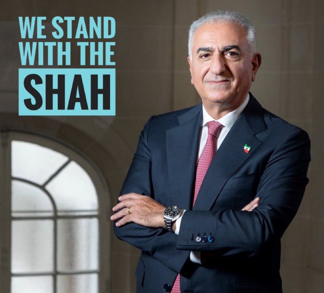 این اتمام حجت رو بخونید و نشر بدهید لطفا:

مگر نمیگفتیم اگر «ما»در سال ۵۷ بودیم،چنین میکردیم و چنان؟
وضعیت و جنگ امروز نیز،،همان جنگ سال ۵۷ است،یا در کنار شاه و ایران میمانیم یا کشور را به دست تبار چپ آغشته به اسلام شریعتی و جلال آل احمد و ارانی و جزنی و مشتی لاشی سیاسی میدهیم.