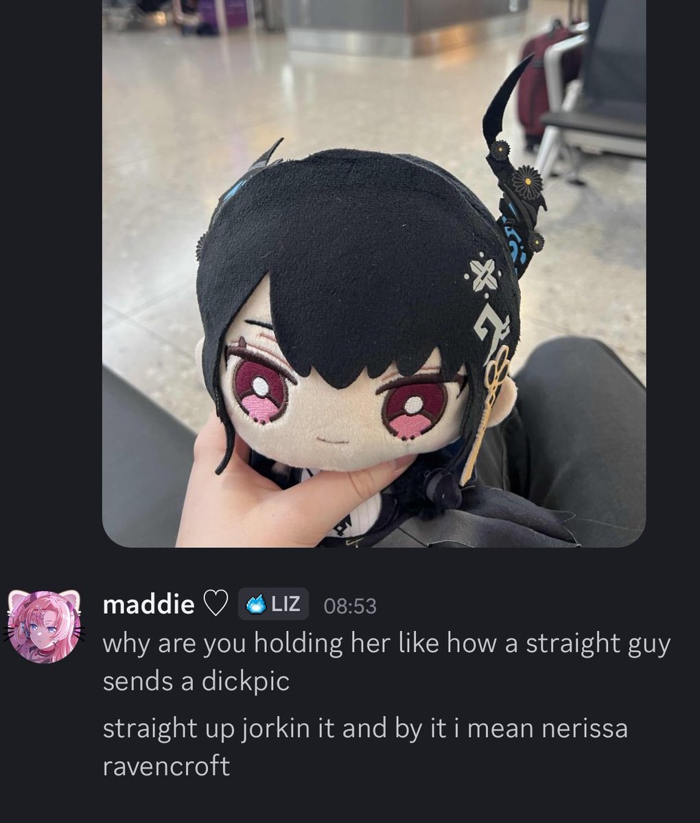 PROMlNENCES's tweet image. gf sent me a pic from the airport