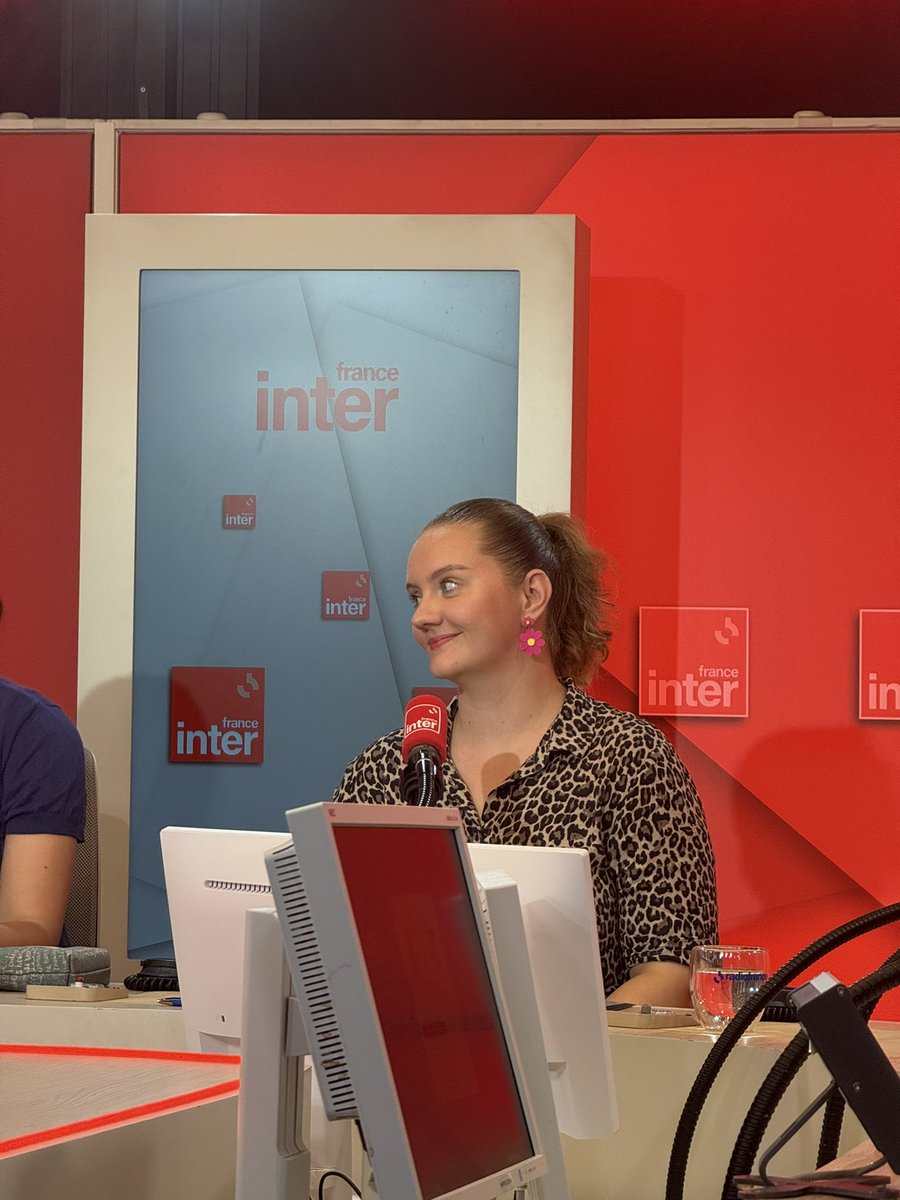 csnjuliette's tweet photo. Retrouvez ici l’épisode de Blockbusters, sur France Inter, consacré à Jane Austen, avec Claire Saim et Clémence Pouletty ! 

https://t.co/qBeBWN9nMi https://t.co/dmi3nVGpJZ