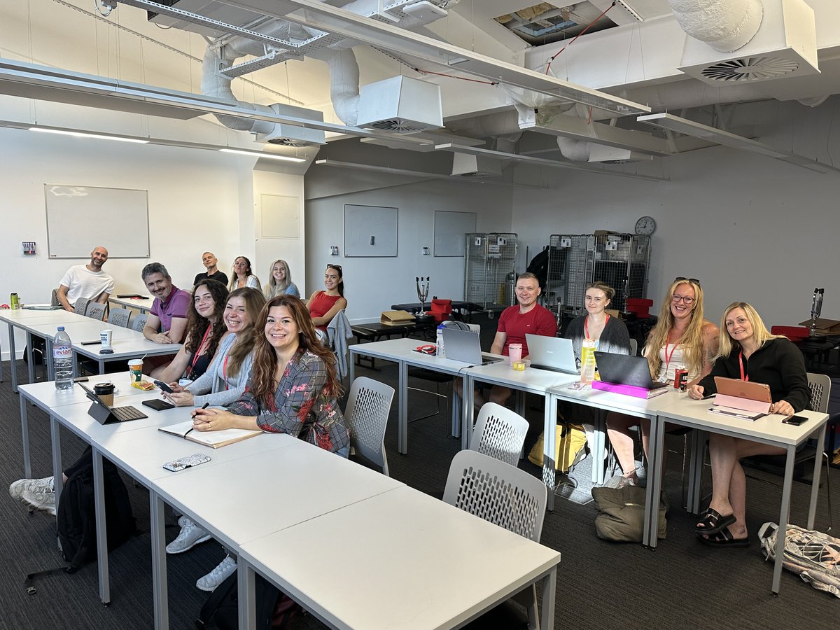 MCCAbingdon's tweet photo. Manchester busy bees!  Another great weekend of learning in Manchester and, in the fine tradition of our students, the watchword was work hard and then play hard!  In the evening, the student social event focused on dressing up as key senior teaching staff ! https://t.co/L2KrIa4aNJ