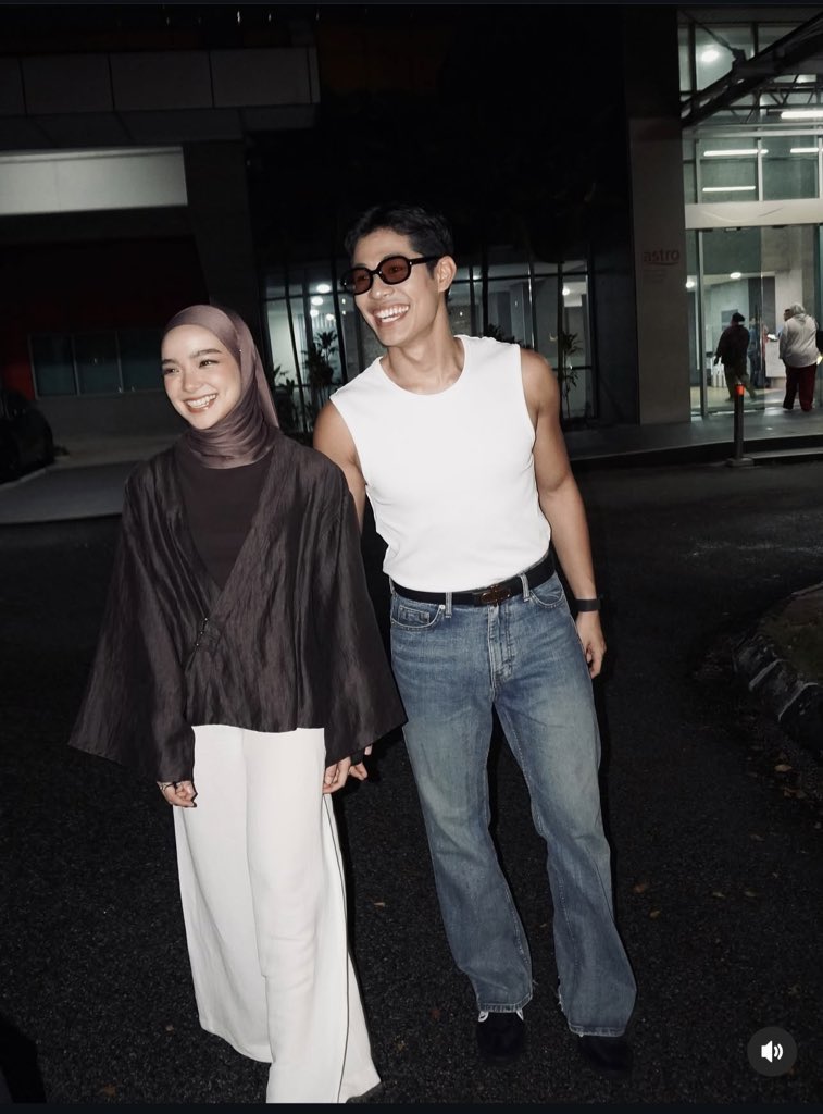 dyoramine's tweet photo. My dimple couple ๐๐๐๐๐ค๐ผ๐ค๐ผ๐ค๐ผ๐ค๐ผ๐ค๐ผ #ThariqRidzuwanHisTreasure #Dimplecouple https://t.co/dvHT4GSCpY