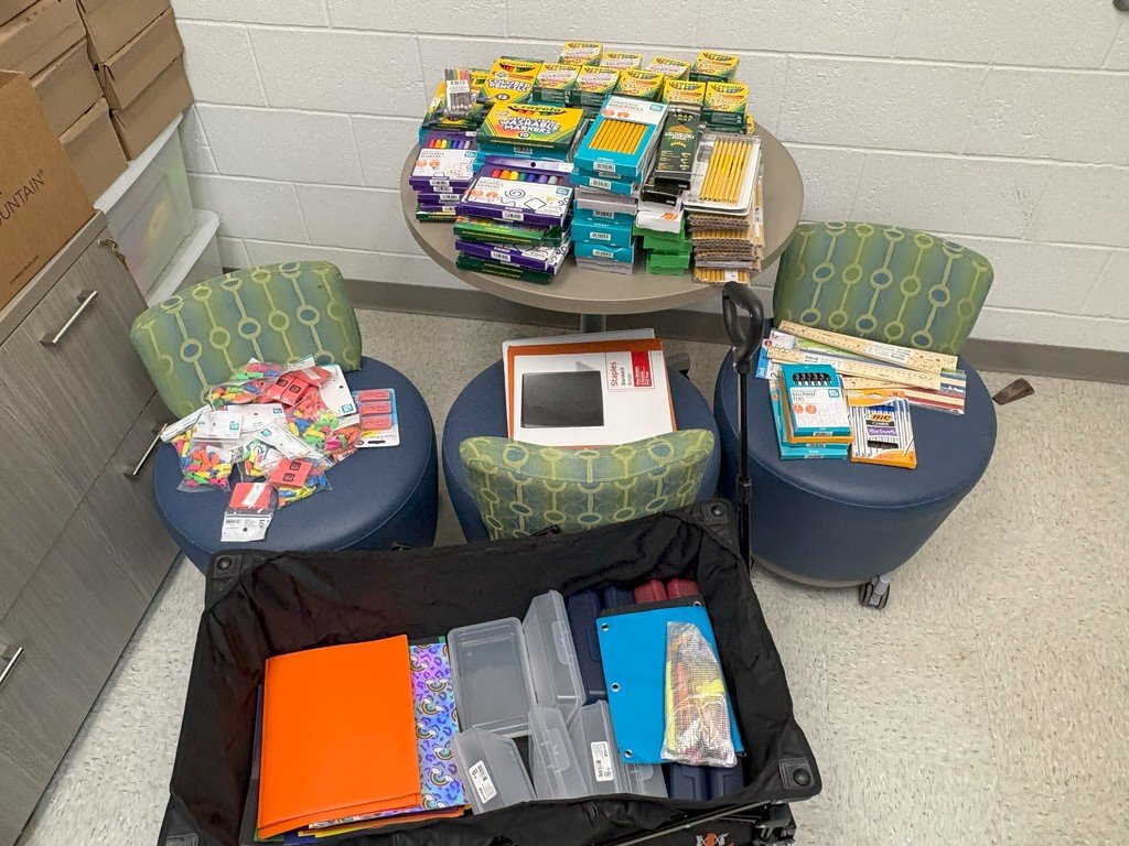 RHLeeESAACPS's tweet image. A huge THANK YOU to Greater Destiny Christian Ministries for their generous school supply donation to Richard Henry Lee Elementary School! Your kindness helps ensure our Eagles have the tools they need to Level Up this school year! #RHLee #LevelUpLearning #communityconnections