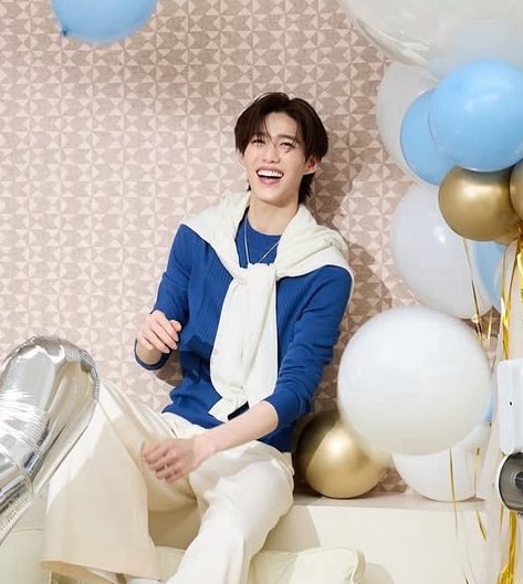 Sachippkrit's tweet photo. 💗💗💗
PPちゃんかわいい💙🤍
#ppkritt
#Simplus4Years4You #SimplusClub #GrowTogether #Deals4Real #SimplusTH #SimplusxPPkrit #Liveyounglivebeautiful https://t.co/rL7st39CqX