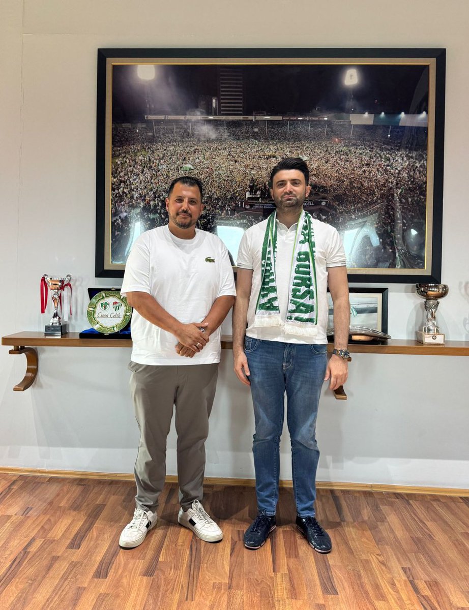 Kulübümüze Teamsah-das Krokodil GmbH’den Destek

Kulübümüz ile Teamsah-das Krokodil GmbH arasında iş birliği anlaşması yenilendi.

Şirketin CEO’su Muhammer Saraç ile yapılan görüşmeler sonucunda, 1,6 milyon TL tutarında reklam anlaşması yenilenmiştir.

Aynı zamanda Avrupa Bursalı