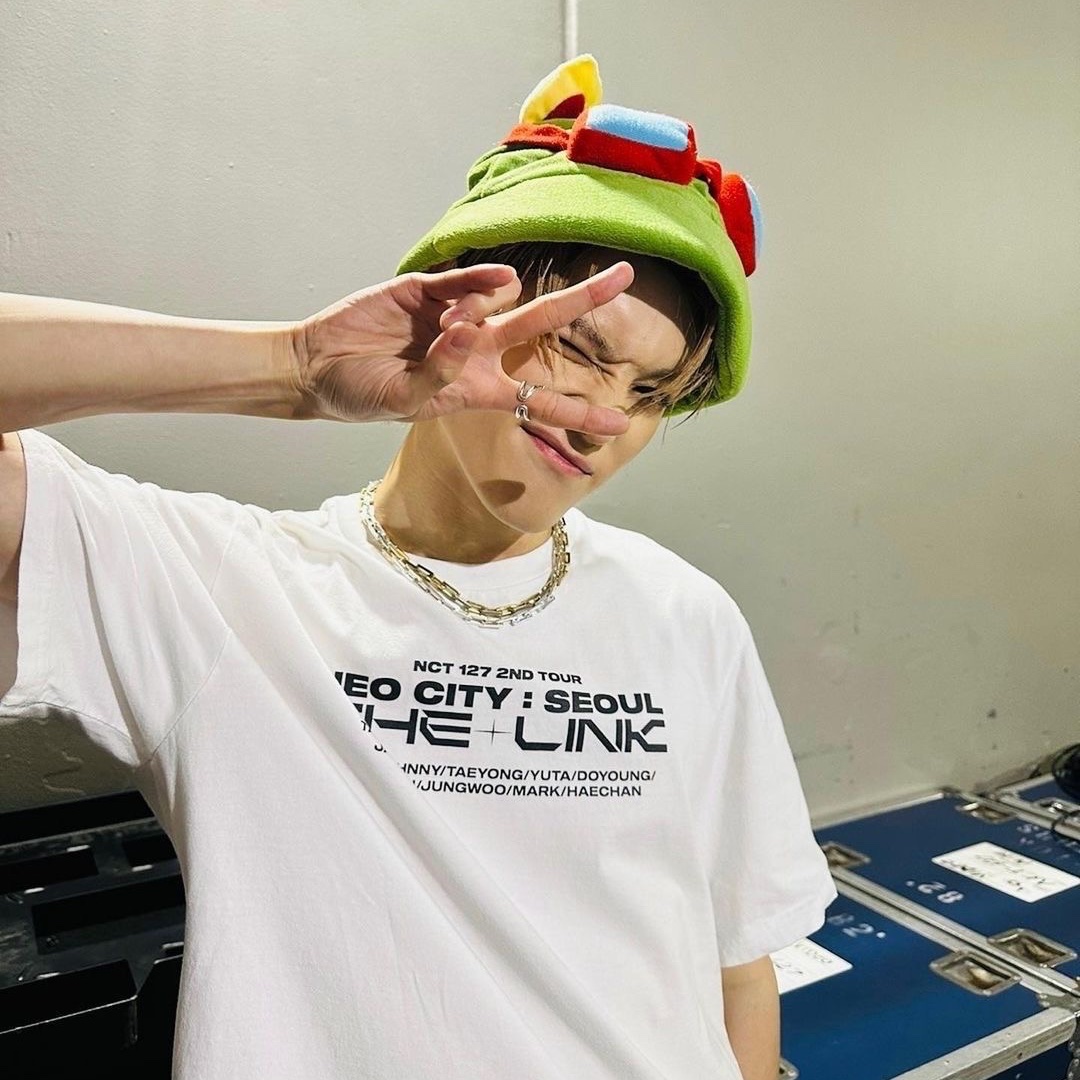 เราอาจจะไม่ได้คุยกันบ่อยหรือแทบจะไม่ได้คุยกันเลย แต่ริชชี่น่ารักมาก มีความเป็นเบบิในตัวสูงมาก อยากแกล้งเยอะๆ น่าเอ็นดูสุดๆ ขอให้สดใสแบบนี้ต่อไปอีกนานๆเลยนะคะ <a href="/_strxa3/">-</a> 🌟🍅  #ออฟฟิศลับของคนไม่ลับ