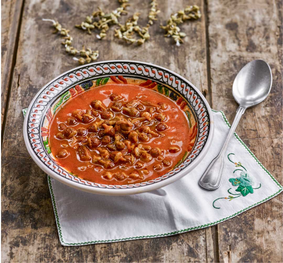 Grok'a bir kuru bamya çorbası tarifi vermesini söyledik ve bize şunları söyledi, sizce eksik var mı ?? 😅
Kuru bamya çorbası, özellikle Konya ve Kayseri mutfaklarında popüler olan, etli ve limonlu bir kış çorbasıdır. Aşağıda, güvenilir kaynaklardan derlediğim bir tarifi adım adım