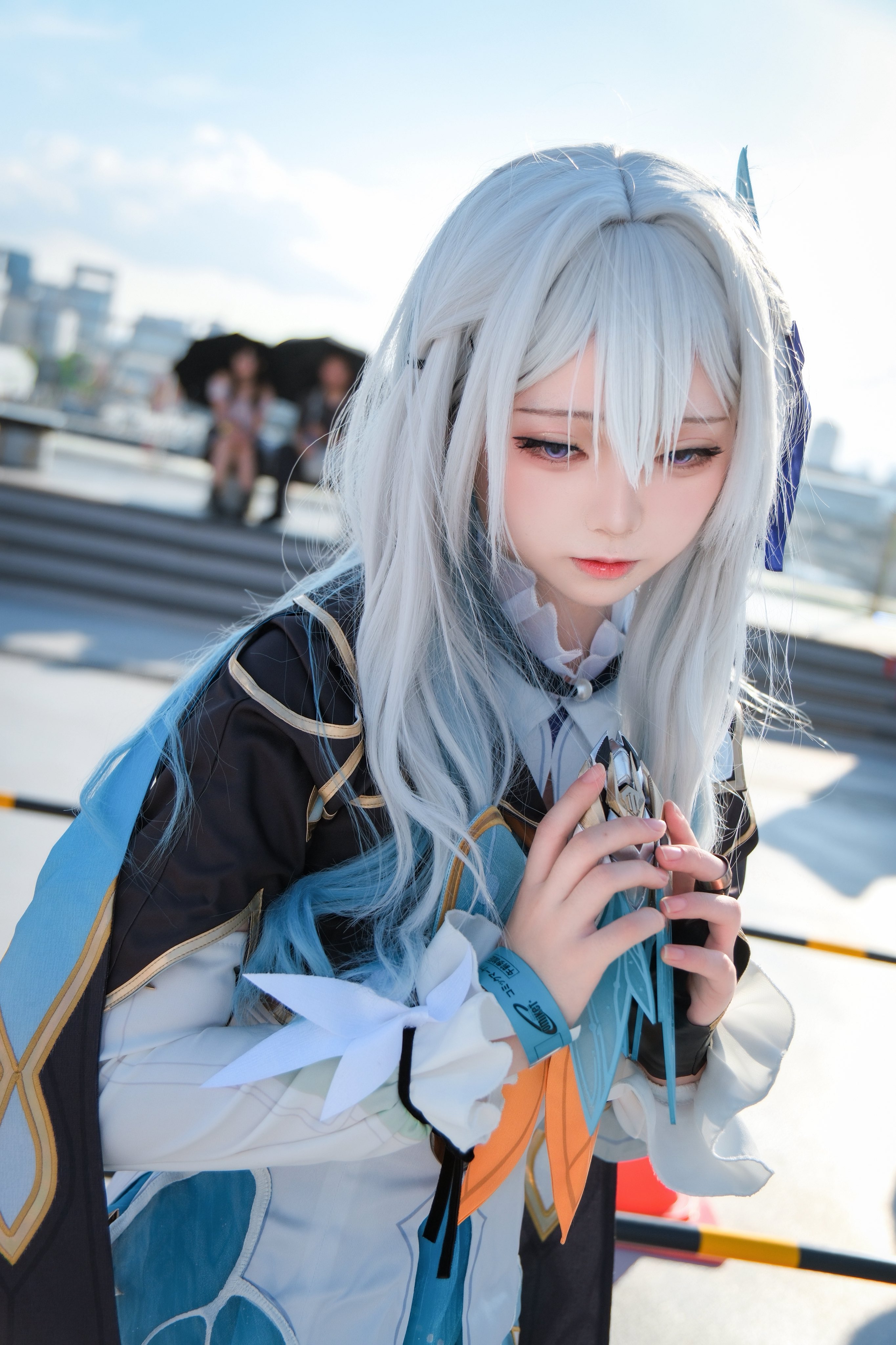 コスプレ☆ウルキオラ Amazon.co.jp: 豪華修正版BLEACH ウルキオラ・シファー コスプレ