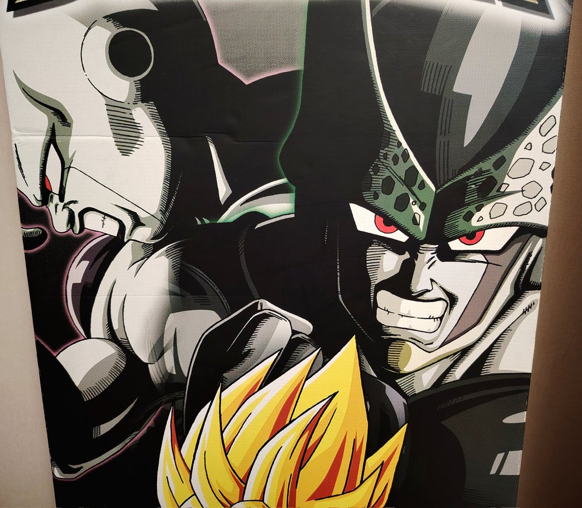 BS4352DBZ's tweet image. PLV promotionnel pour la sortie du jeu vidéo #DragonBallZ 🐉Burst Limit !  sur PlayStation 3 &amp;amp; Xbox 360 🎮  chez #Micromania en Juin 2008