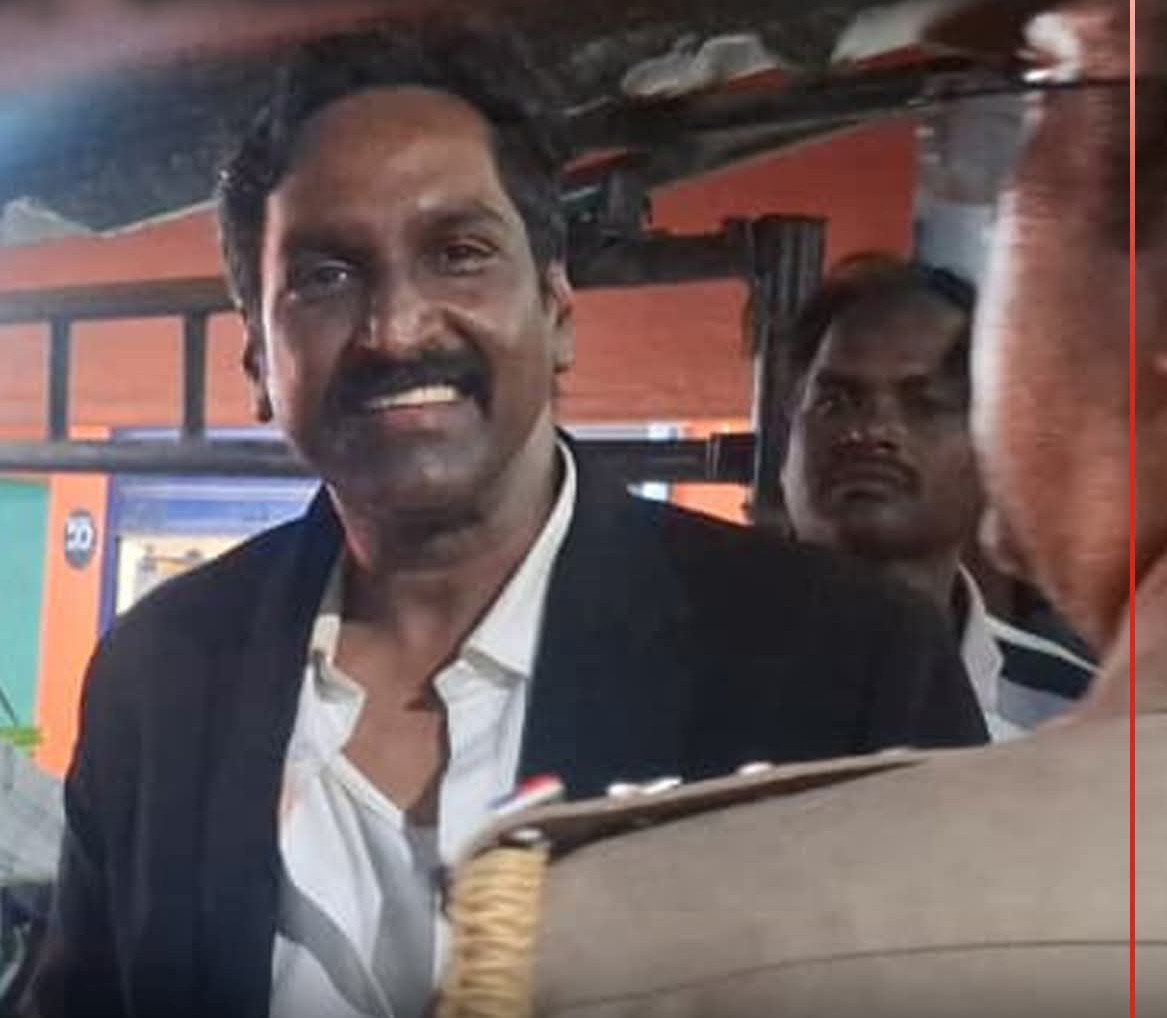 AICCTU strongly condemned  Tamil Nadu police for the illegal detention of comrade Barathi, state president of AICCTU and UUI, in violation of Madras High Court order. A Thousand sanitation workers and lawyers are protesting outside today, 20 Aug.
