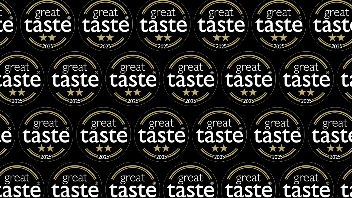 LEOLaois's tweet image. Congratulations to @LeSkinnyChefAymar Gourdet! 🎉
We’re delighted to celebrate the success of our Local Enterprise Office Laois client! He has been:
 🥂 Accepted onto the Grow with Aldi programme
 🏆 Honoured with a prestigious Taste Award

#LookforLocal leskinnychef.com