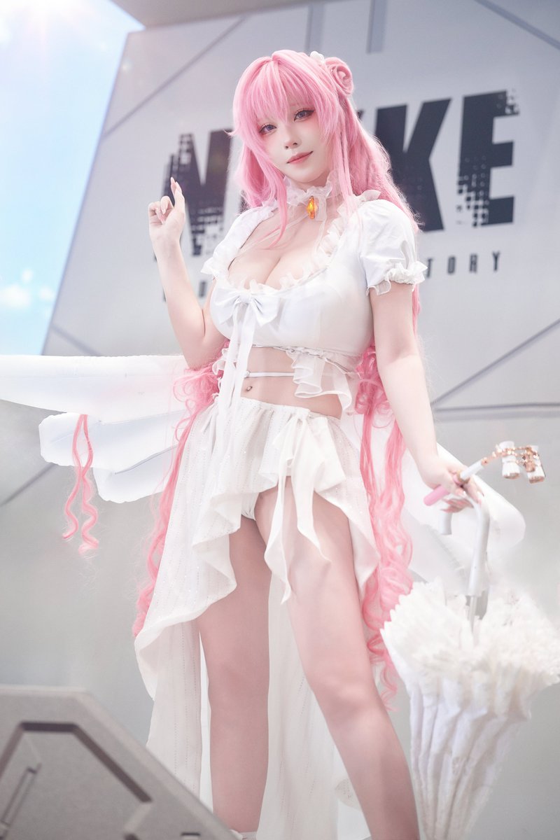 ドロシー：セレンディピティ
Dorothy: Serendipity   
Model: 菌烨tako様 <a href="/Takomayuyi/">菌烨tako</a>
#NIKKE #C106 #C106コスプレ #C106_cos     
ありがとうございました！📸