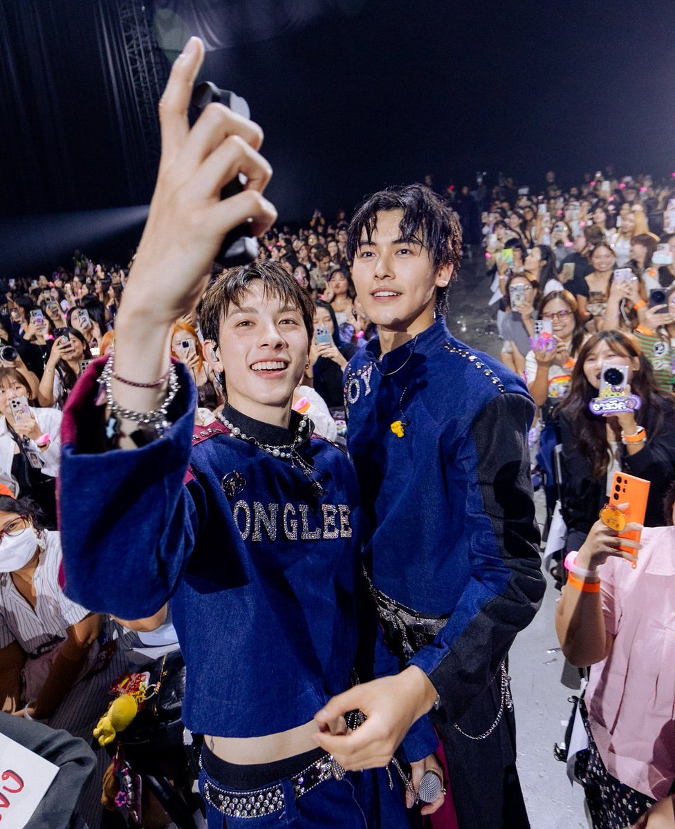 เห้ย กรี๊ดดด ตากล้องเก่งมาก 🩷🩵