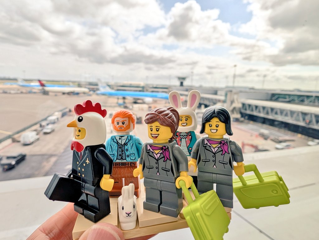 みんなで帰ろうね✈️🇳🇱→🇯🇵