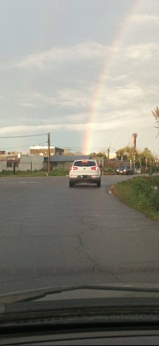 Todos derechito a buscar esa olla con monedas, de cuando habia sol !!
Buenos dias !!!😊😊