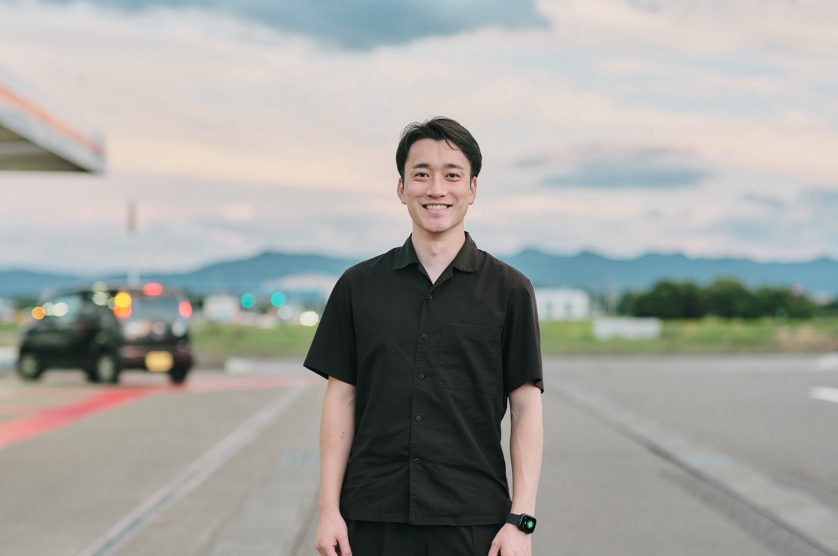 僕と一緒に地方から日本を盛り上げませんか。スキルやなんとかみたいたい話はどうでもいい。とにかく日本が好きで肝臓が強いヤツと仕事がしたい。立ち上げて4ヶ月メンバー3人「なんもない」から「なんでもできる」けど吹けば飛ぶ会社です。とにかくハードに走り込みたい。生きた証を残したい。それだけ