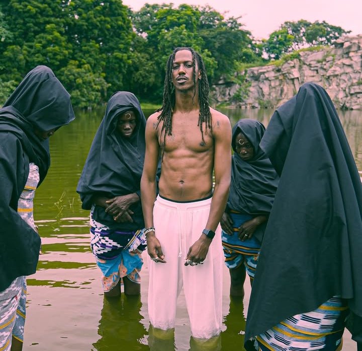 Postlude_s's tweet photo. 🚨 SHOTTO GUAPO annonce la sortie de son NOUVEL ALBUM !

« RAFTEL »

📅 12 SEPTEMBRE https://t.co/ldg6056qG5