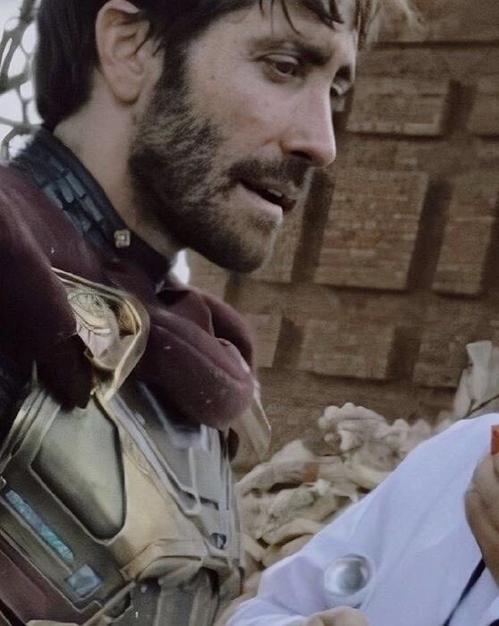 “he tried to kill a teenager” ME NEXT 😍😍👅👅